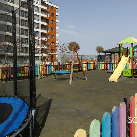 Sofia View - By Metro, Kids Room, Huge Terrace, 2 Garages, Ps5, Playground, Bbq, 24H Security