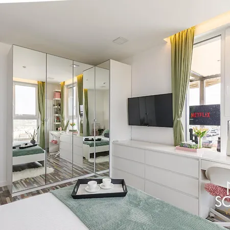 Sofia View - By Metro, Kids Room, Huge Terrace, 2 Garages, Ps5, Playground, Bbq, 24H Security София