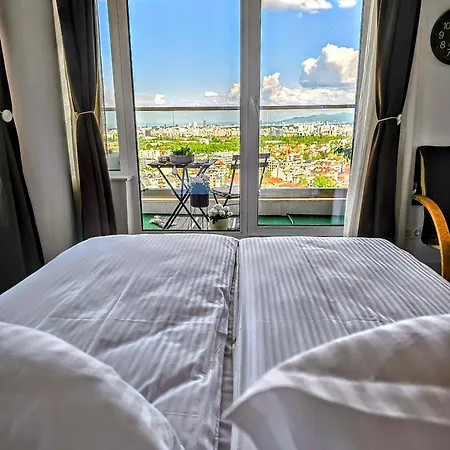 View - By Metro, Kids Room, Huge Terrace, 2 Garages, Ps5, Playground, Bbq, 24h Security דירה סופיה