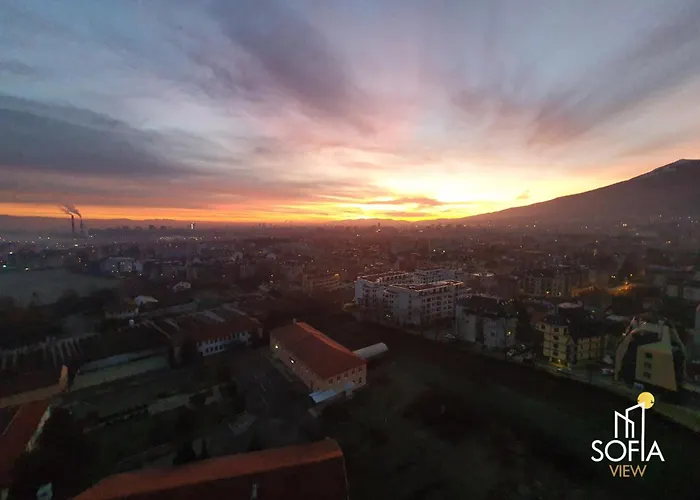 View - By Metro, Kids Room, Huge Terrace, 2 Garages, Ps5, Playground, Bbq, 24h Security * Sofia