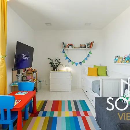 View - By Metro, Kids Room, Huge Terrace, 2 Garages, Ps5, Playground, Bbq, 24h Security Apartment Sofia